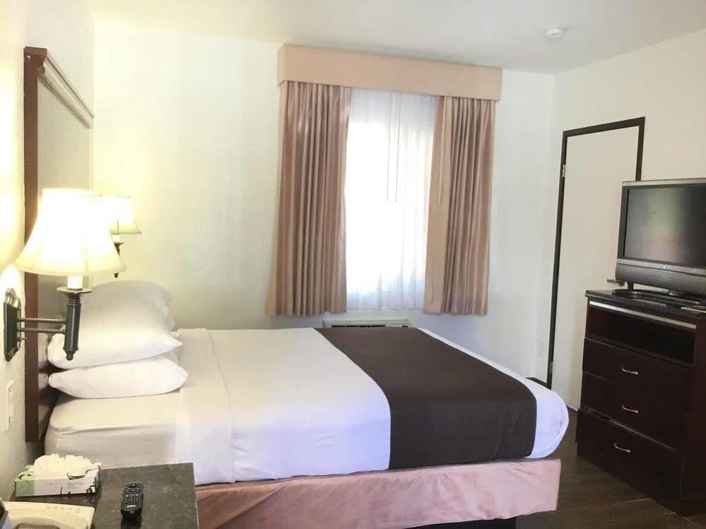 Downtown San Diego Lodge Bagian luar foto